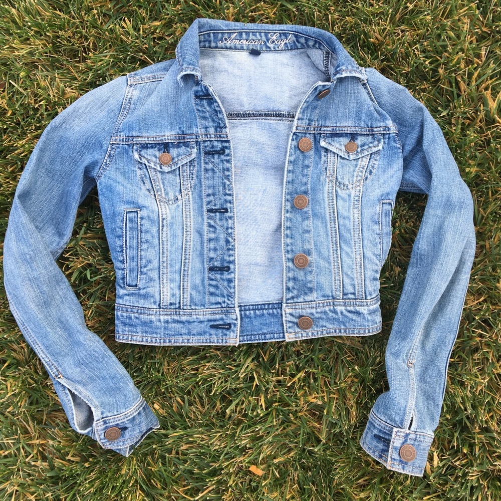 American Eagle Cropped Jean Jacket